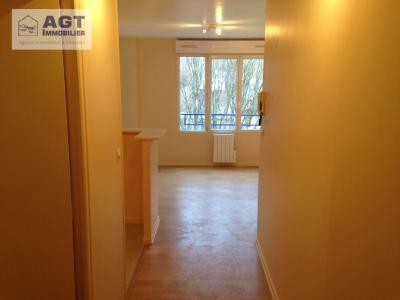 For rent Beauvais 1 room 34 m2 Oise (60000) photo 2