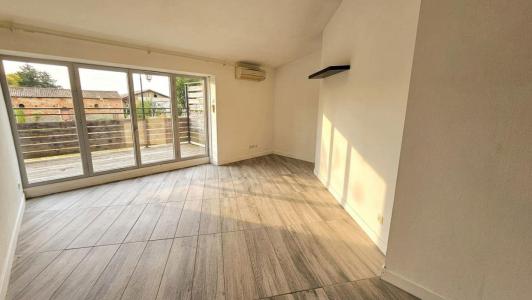 For sale Saint-cezert 2 rooms 45 m2 Haute garonne (31330) photo 0