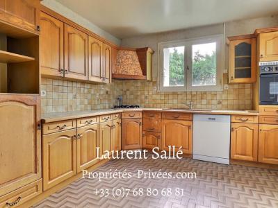 For sale Questembert 6 rooms 108 m2 Morbihan (56230) photo 2