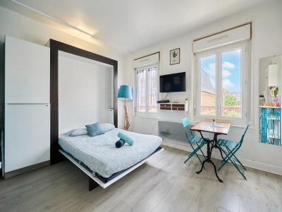 For sale Deauville 1 room 20 m2 Calvados (14800) photo 2