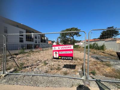 For sale Saint-brevin-les-pins 649 m2 Loire atlantique (44250) photo 0