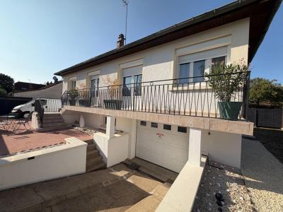 For sale Nevers 4 rooms 90 m2 Nievre (58000) photo 0