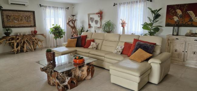 For sale Argelliers 8 rooms 265 m2 Herault (34380) photo 4