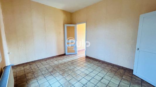 For sale Isbergues 4 rooms 73 m2 Pas de calais (62330) photo 1
