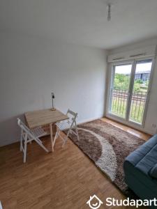 For rent Nantes 1 room 20 m2 Loire atlantique (44200) photo 0