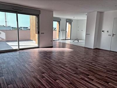 For sale Avrille 4 rooms 98 m2 Maine et loire (49240) photo 3