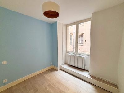 Louer Appartement 77 m2 Lyon-1er-arrondissement