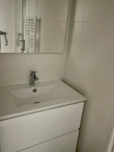 For rent Lyon-2eme-arrondissement 2 rooms 17 m2 Rhone (69002) photo 2