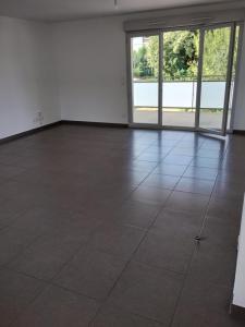 For rent Replonges 3 rooms 73 m2 Ain (01620) photo 1