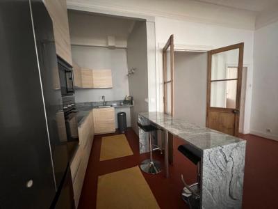 Louer Appartement Beaurecueil 1695 euros