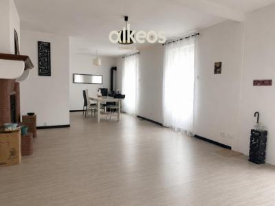 For sale Saint-symphorien 7 rooms 187 m2 Gironde (33113) photo 1