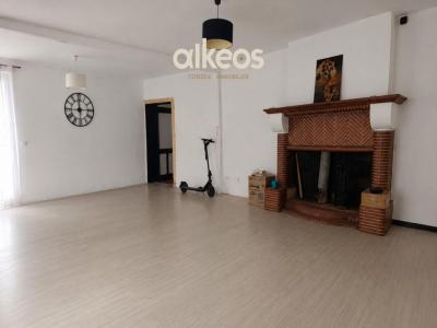 For sale Saint-symphorien 7 rooms 187 m2 Gironde (33113) photo 2