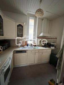 Louer Appartement Lyon-4eme-arrondissement 1076 euros