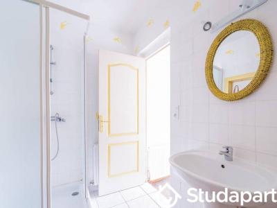 For rent Plumeliau 1 room 17 m2 Morbihan (56930) photo 2