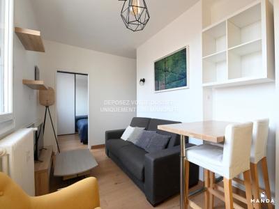 For rent Suresnes 2 rooms 31 m2 Hauts de Seine (92150) photo 0