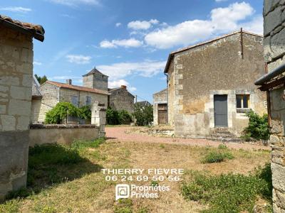 For sale Curcay-sur-dive 10 rooms 435 m2 Vienne (86120) photo 0