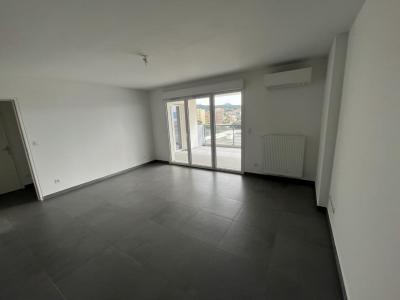 Louer Appartement 66 m2 Ajaccio