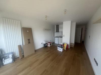 For rent Paris-17eme-arrondissement 1 room 27 m2 Paris (75017) photo 2