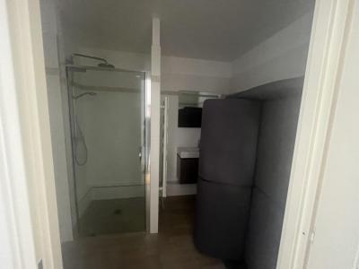 For rent Paris-17eme-arrondissement 1 room 27 m2 Paris (75017) photo 3
