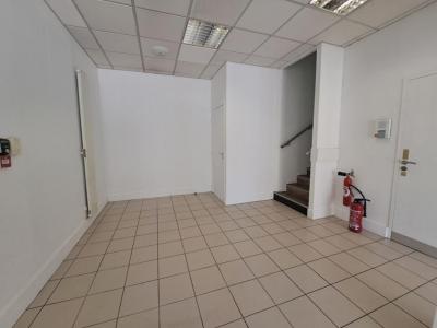 Acheter Commerce 213 m2 Villeurbanne