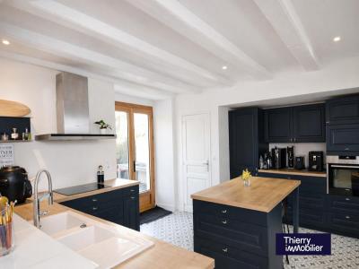 For sale Coueron 6 rooms 220 m2 Loire atlantique (44220) photo 3