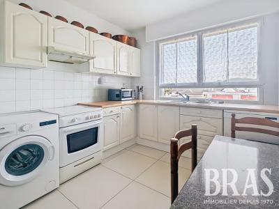 For sale Vannes 4 rooms 75 m2 Morbihan (56000) photo 4