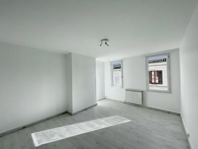 For rent Guitres 3 rooms 80 m2 Gironde (33230) photo 2