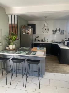 For sale Saint-pierre 5 rooms 125 m2 Reunion (97410) photo 3