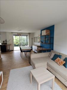 For rent Champigny-sur-marne 4 rooms 82 m2 Val de Marne (94500) photo 2