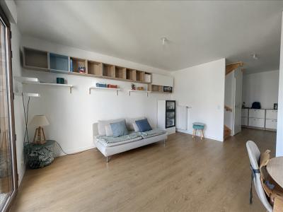 Louer Appartement 76 m2 Montreuil