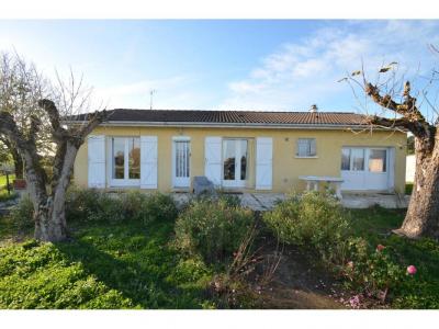 For sale Coutras 4 rooms 105 m2 Gironde (33230) photo 0