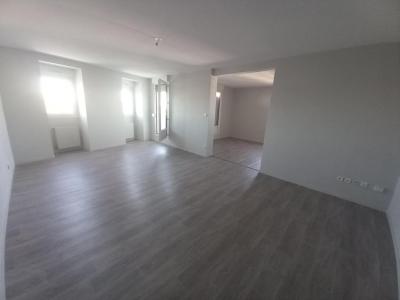 For rent Chalon-sur-saone 5 rooms 109 m2 Saone et loire (71100) photo 2