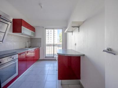 For sale Nantes 3 rooms 66 m2 Loire atlantique (44100) photo 4
