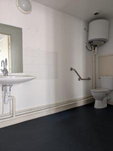 For rent Montlucon 176 m2 Allier (03100) photo 3