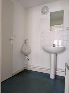For rent Montlucon 176 m2 Allier (03100) photo 4