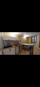 For rent Tulle 1 room 20 m2 Correze (19000) photo 0
