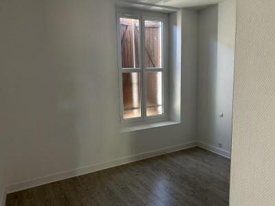 For rent Sainte-foy-la-grande 3 rooms 68 m2 Gironde (33220) photo 3