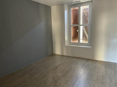 For rent Sainte-foy-la-grande 3 rooms 68 m2 Gironde (33220) photo 4