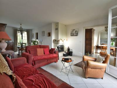 For sale CHOLET R�SIDENTIEL 7 rooms 163 m2 Maine et loire (49300) photo 1
