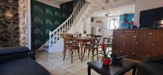 For sale Laval 4 rooms 80 m2 Mayenne (53000) photo 0