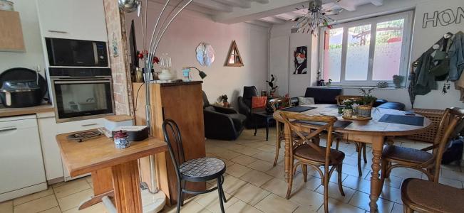 For sale Laval 4 rooms 80 m2 Mayenne (53000) photo 2