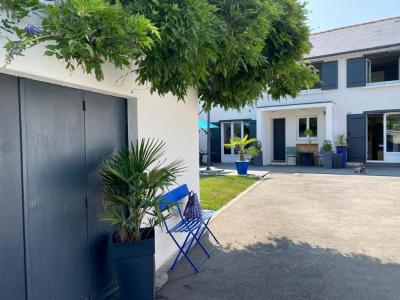 For sale Vannes 5 rooms 140 m2 Morbihan (56000) photo 1