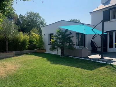 For sale Vannes 5 rooms 140 m2 Morbihan (56000) photo 3