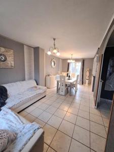 For sale Condren 4 rooms 80 m2 Aisne (02700) photo 1
