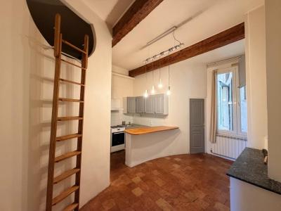 Louer Appartement Beaurecueil 1060 euros