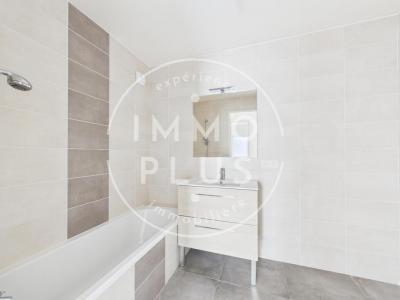 For sale Annecy 4 rooms 84 m2 Haute savoie (74000) photo 3