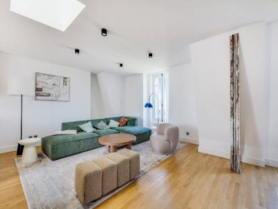 Louer Appartement 81 m2 Paris-8eme-arrondissement