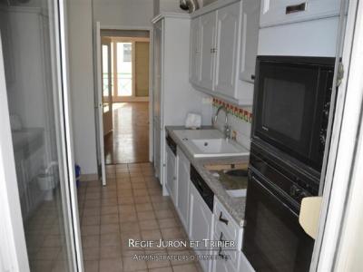 Louer Appartement 85 m2 Lyon-3eme-arrondissement