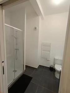 For rent Malakoff 1 room 26 m2 Hauts de Seine (92240) photo 3