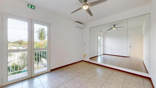 Louer Local commercial 200 m2 Saint-louis